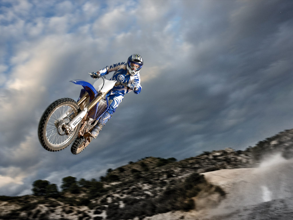 2009-YZ250F-action-10_tcm76-255632.jpg