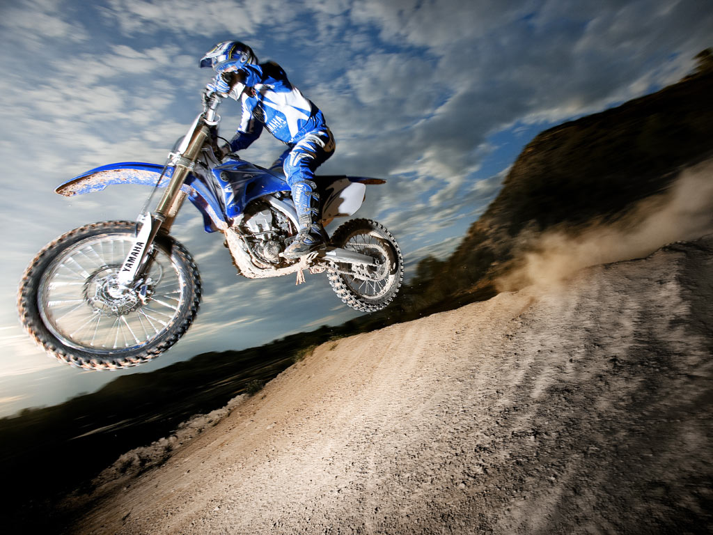 2009-YZ250F-action-15_tcm76-255647.jpg