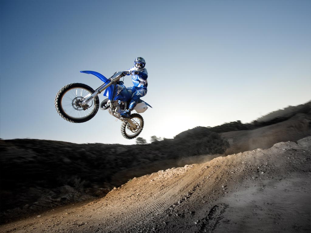 2009-YZ125-action-07_tcm76-255878.jpg