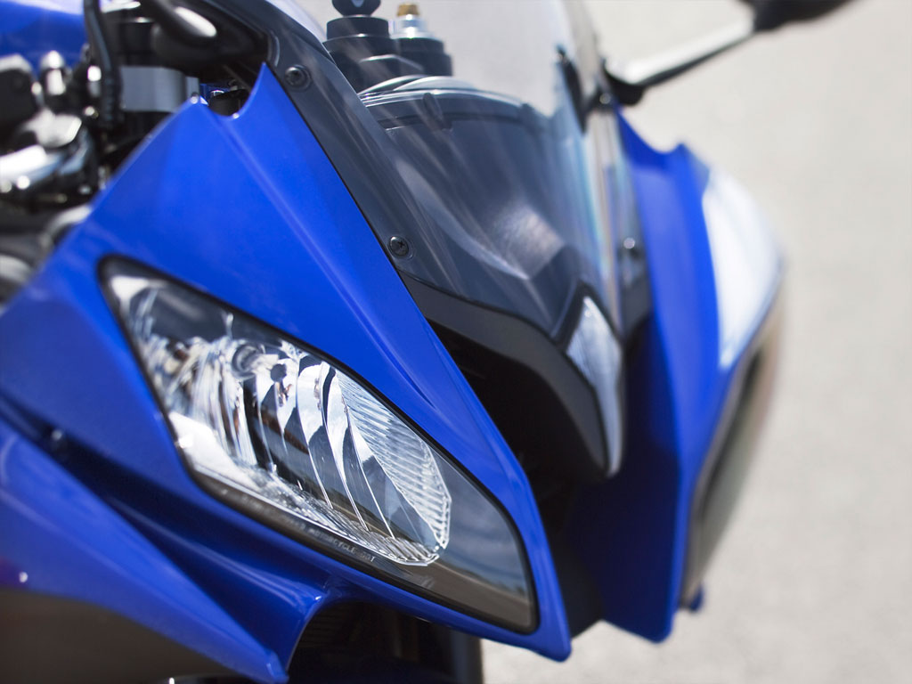 2009-YZF-R6-detail-01_tcm76-271729.jpg